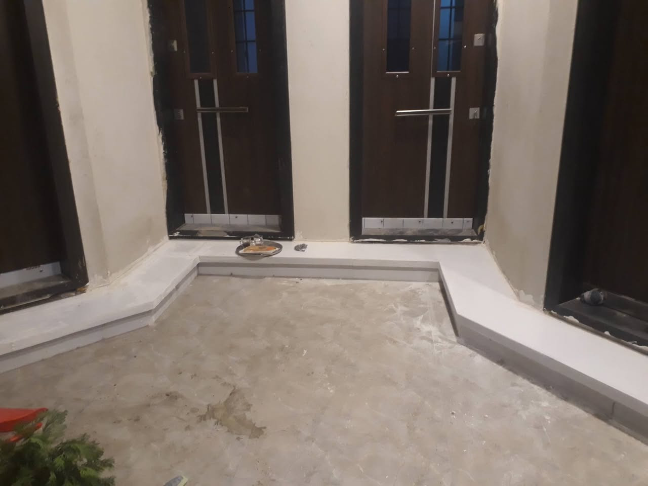 السلام عليكم اخوان
خلفة سيراميك متفرغ حاليا 

واشتغل بأسعار كلش مناسبة 

واليحتاجني بالشغل اني حاضر و جاهز 

اشتغل بكل مناطق بغداد   ***********
