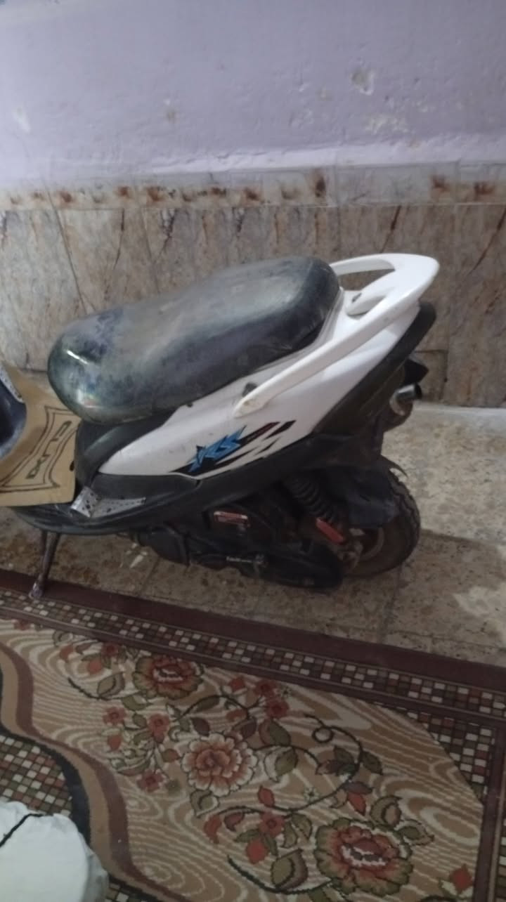 سلام عليكم دراجه ماكس لبيع عدله ما مجفته دراحه خير من الله حلوو و شلعه شك الكاع دراحه صلنصه رياضي زوته حلو دراجه تخبل مال جناي  مكاني طوريج شارع ربعين متواجد فيس سعر ٤٠٠و بيهه مجال


**إذا كنت صاحب هذا الإعلان وتريد حذفه لأي سبب، رجاءا أرسل رسالة إلى الدعم الفني**