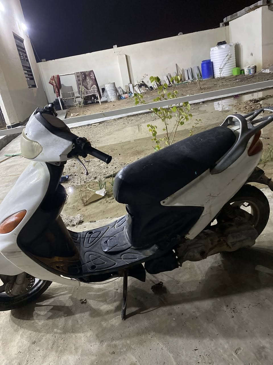 سلام عليكم درجة اكزاز  للبيع وا مرواس كلشي ما بيه الشراي يجي خاص ***********
