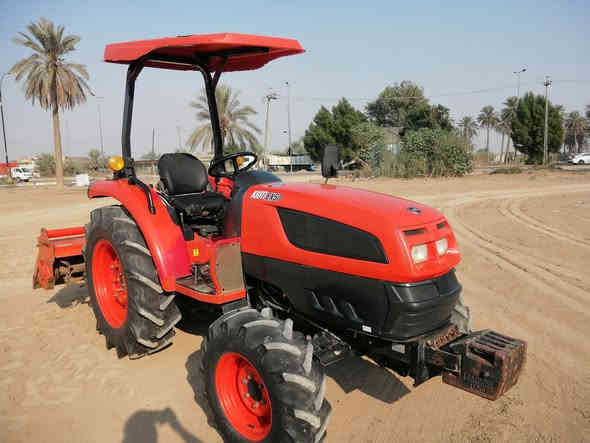 السلام عليكم من رخصة الادمن مكينة كيوتي للبيع مع رفاسة وفدان وصندوق الادوات المكينة مكفولة گير محرك اكسن بيهة كتاب استلام السعر 19 مليون العنوان واسط الصويرة ناحية تاج الدين للاستفسار الاتصال على الرقم التالي ***********
