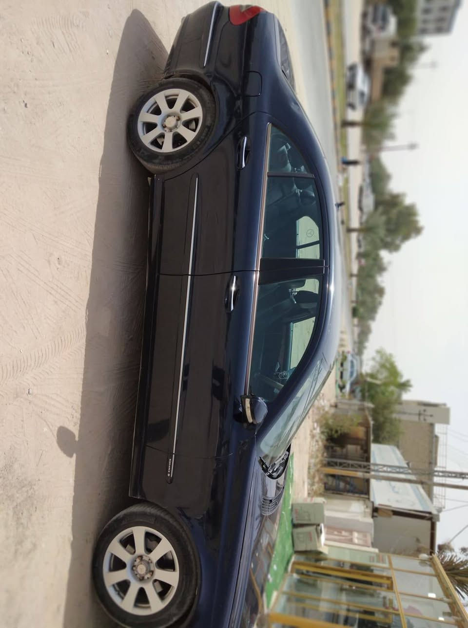 السلام عليكم 
سيارة مرسيدس بنز W211 E350 موديل 2008 الجاملغ الخلفي مصبوغ فقط محرك و كير ياباني VVTI3000 تبريد شغال  رقم نجف باسمي مداور ثاني يوم رقم الهاتف 
*********** النجف, العراق
