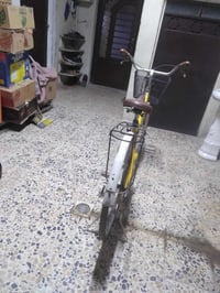 بايسكل للبيع بناتي حجم ٢٦ مكان بغداد الصحة الدورة السعر ٧٠ وبي مجال 07...