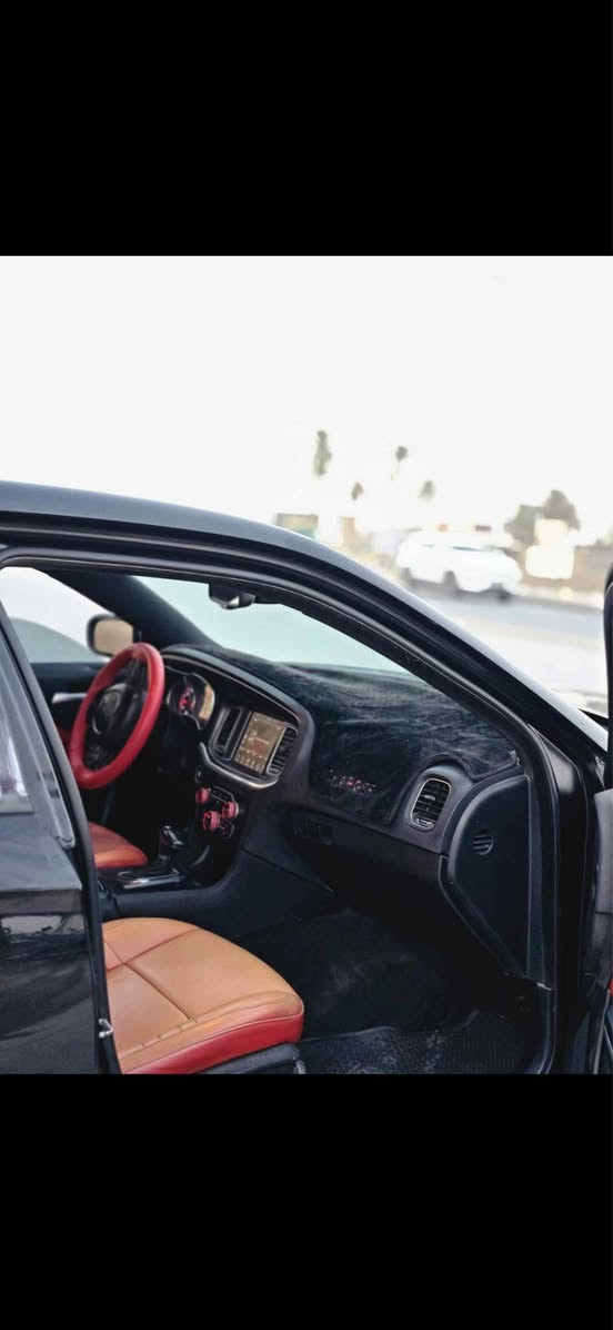 السلا عليكم 
جارجر 15للبيع 6سلندر sxtحادثهه سرقه بدون دواخل ولاشواصي ولا ايرباك كير ومحرك مكفولات مواصفاتهه معروفه 
ويل 20
شاشه جبيره 
تحكم ستيرن 
تشغيل عن بعد 
السونار مالتهه موجود راسلني ادزه الك وصور الحادث بلمنشور
السعر170وبيهه مجال المكان الدوره حي اسيا او المنصور للاستفسار *********** بغداد, العراق
