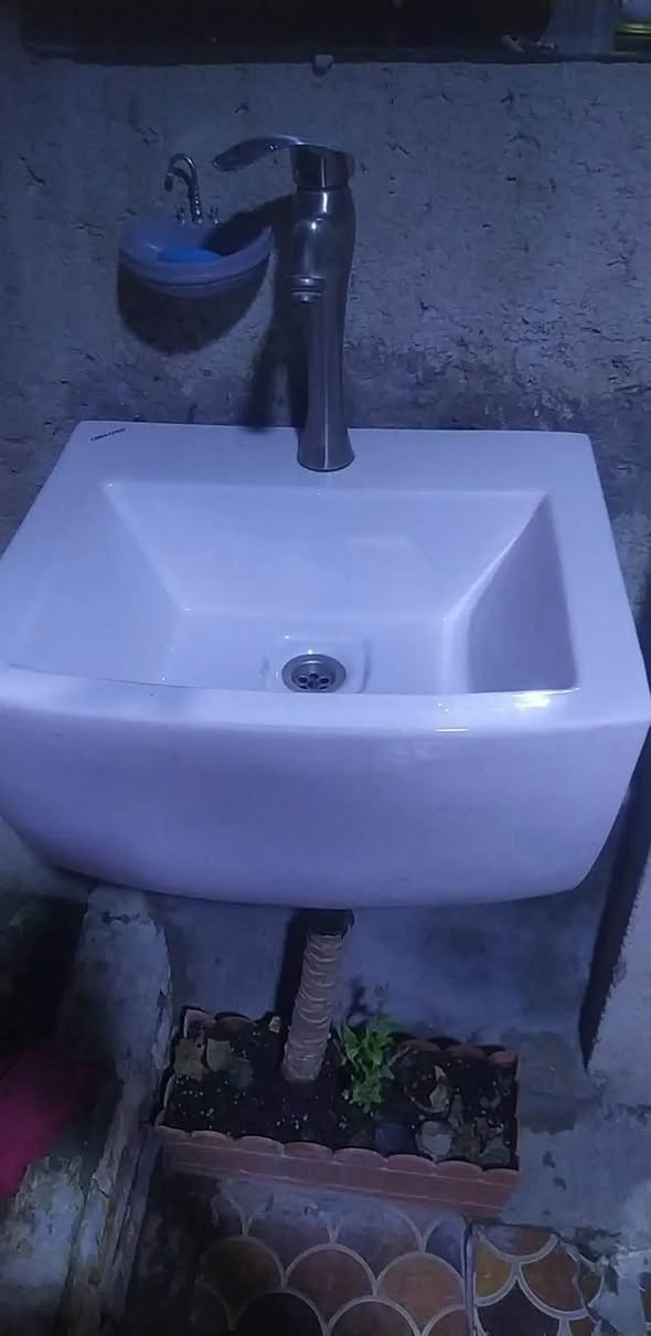 مغسلة تعليك نظيفة 
السعر 45 ألف 
حله باب المشهد


**إذا كنت صاحب هذا الإعلان وتريد حذفه لأي سبب، رجاءا أرسل رسالة إلى الدعم الفني**