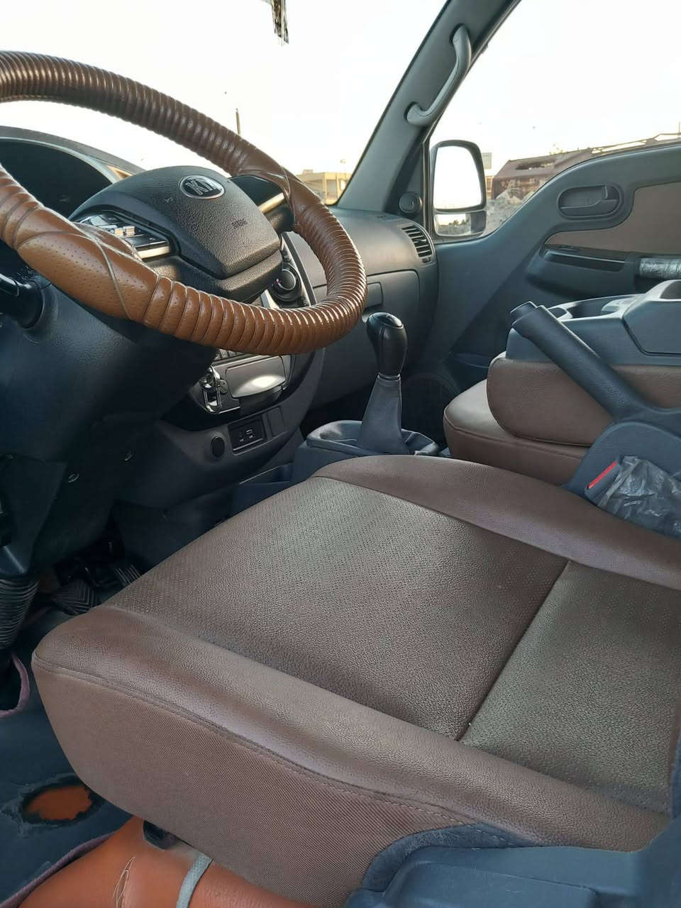 سلام عليكم 
كيا فحل للبيع موديل 2021 سيارة بلادية رقم  سليمانية ماشية 18000الاف كم فعلي  استلام شركة  بدون محجر موجودة في بغداد للمزيد من المعلومات اتصال على الرقم   ♧***********
