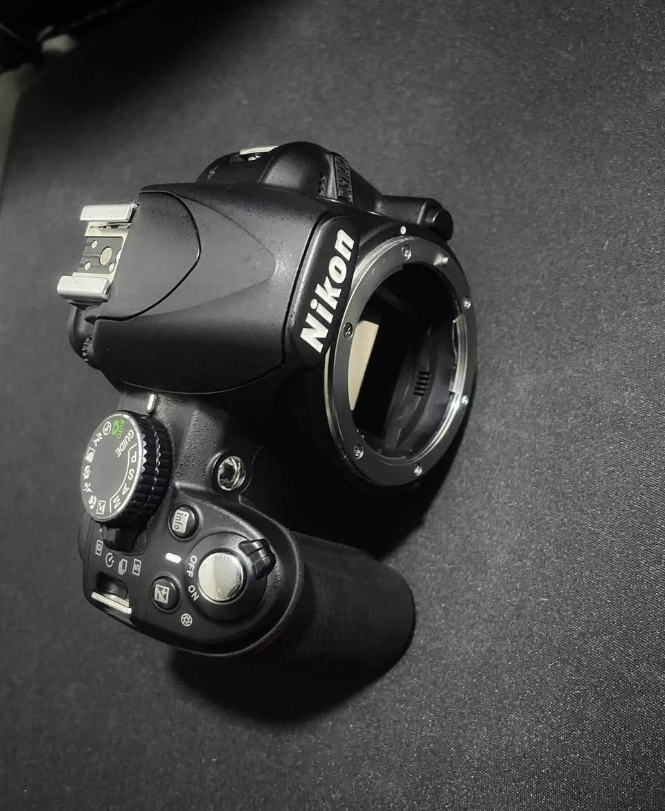 کامێرای Nikon D3100 لەگەڵ کیت لێنس - زۆر خاوێن
نرخ (Price):
190,000 دینار
وەسف (Description):
سڵاو هاوڕێیان،
کامێرای Nikon D3100 بۆ فرۆشتن. کامێراکە یەکجار خاوێنە و هیچ جۆرە کێشەیەکی نییە (میکانیکی یان تەکنیکی)، بە مەرج دەیفرۆشم.
تایبەتمەندی و پێداویستییەکانی لەگەڵیدایە:
لێنس: Kit Lens (لێنسی بنەڕەتی خۆی)
پێداویستییەکان: کارتۆن (بۆکس) ی ئەسڵی خۆی + جانتای تایبەتی کامێرا.
کامێرایەکی نایاب و گونجاوە بۆ دەستپێکردنی فۆتۆگرافی و کارکردن.
بۆ کڕین یان زانیاری زیاتر، نامە بنێرن.


**إذا كنت صاحب هذا الإعلان وتريد حذفه لأي سبب، رجاءا أرسل رسالة إلى الدعم الفني**