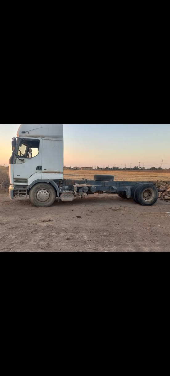 سلام عليكم لوري رينو سعر مناسب رقم بغداد تريد تحويل تريد وكاله سعره مناسب جدا ***********
