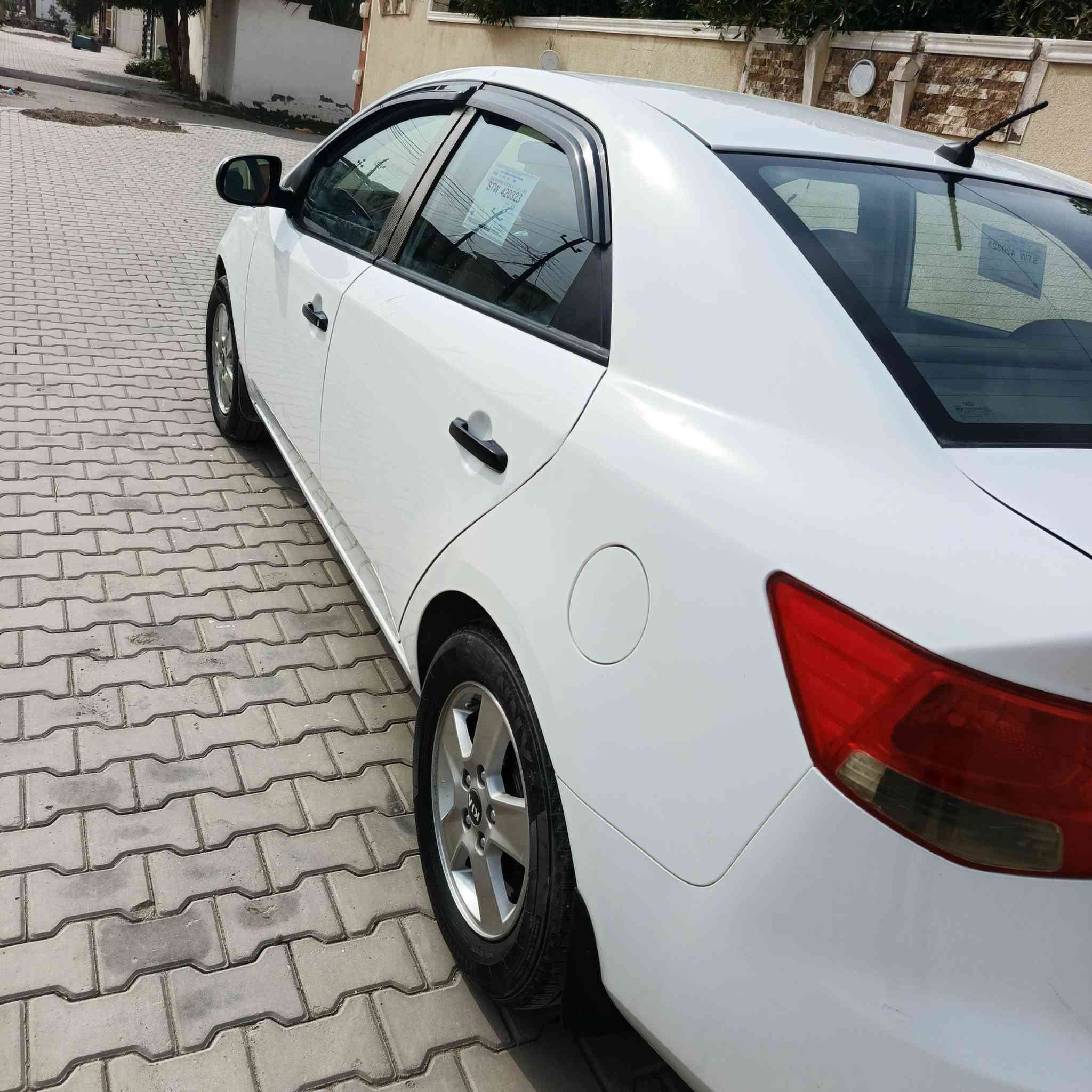 سيراتو خليجي موديل 11 رقم بغداد
تحويل مباشر بدون صبغ بارد فقط موضح بل سونار جاهزه من كلشي تخم تاير صدر تبريد مابيها نقص السعر 105 العنوان اليوسفية اتصال 
***********////***********
