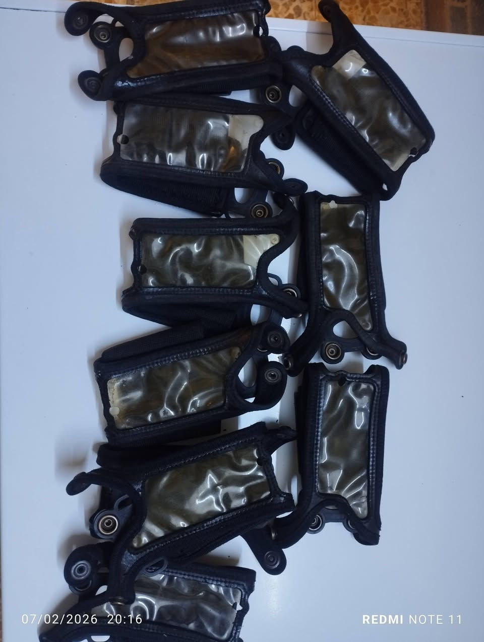 حافظات جهاز سيبورا يدوي عدد ٩للبيع ابيعهن كلهن مابيع مفرد وما عندي توصيل السعر ٢٥ الف عنواني بغداد ***********
