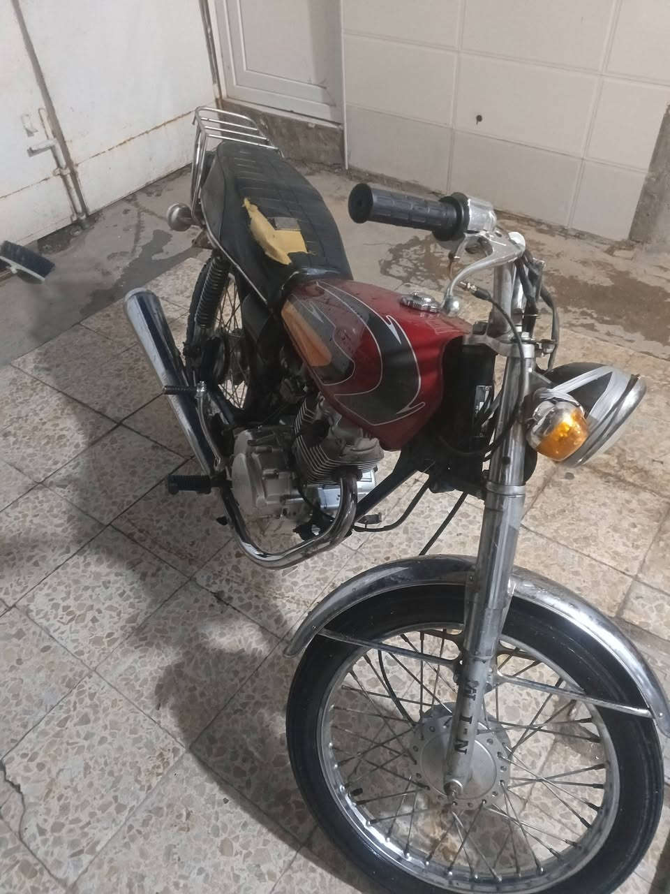 لبيع موديل 21 مكينه صالي شهر ونص من شاده كهرباء شغاله سعره 650وبيه مجال وكيله العارضي رقم ***********
