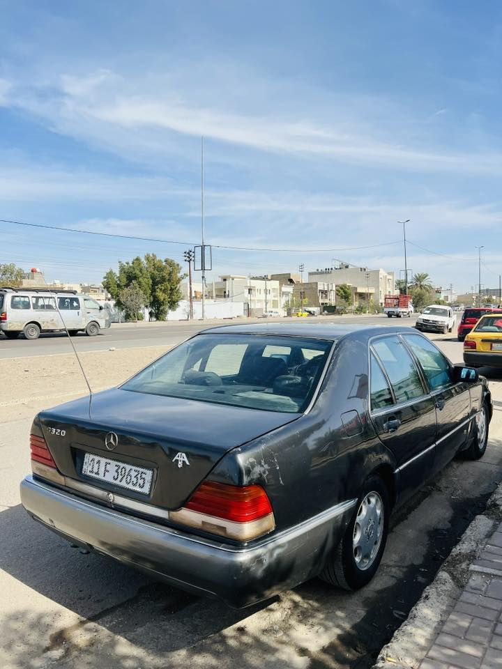 مارسدس شبح موديل 1994 محرك خراطيم S320 كشنات جلد دبل جام تبريد قطعتين العنوان بغداد
السعر 58 وبيها مجال 
***********
