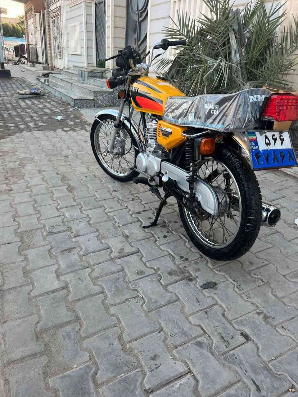 السلام عليكم دراجه اوراق للبيع السعر مليون دور النفط ما متواجد خاص رقم ***********
