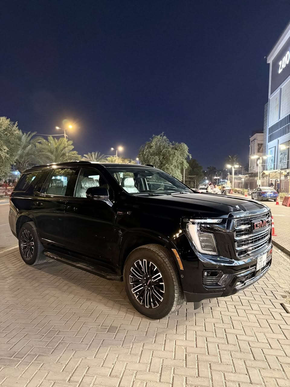 السلام عليكم
للبيع GMC الفيشن 
فول مواصفات 
موديل 2025 
ماشية 10 الف 
رقم بغداد تحويل ثاني يوم 
مغلفة PPF من الزيرو 
مكفولة كفالة عامة 
بلاك ادشن 
ضمان المنصور 
السعر 630
العنوان بغداد زيونة
***********
