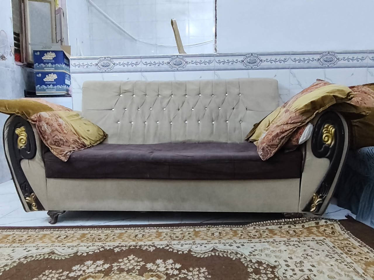 تخم 10 مقاعد بي ضرر بسيط يتصلح السعر 50 وبي مجال


**إذا كنت صاحب هذا الإعلان وتريد حذفه لأي سبب، رجاءا أرسل رسالة إلى الدعم الفني**