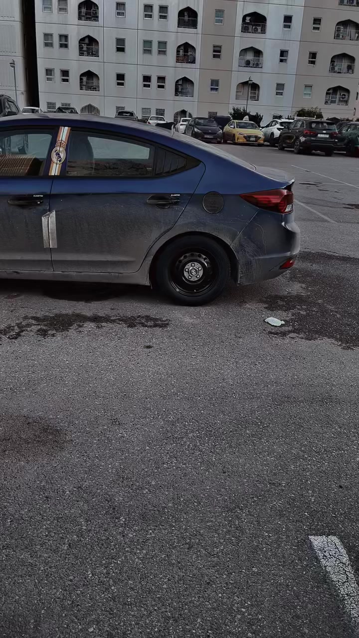 السلام عليكم النترا 2020حادث امريكه بنيد بدون دواخل ولا جاملغات السياره نضيفه ومناقصها شي السياره نص فول رايدها ب135وبيها مجال للشراي وباقي التفاصيل من تتصل ***********بس الشراي يدخل
