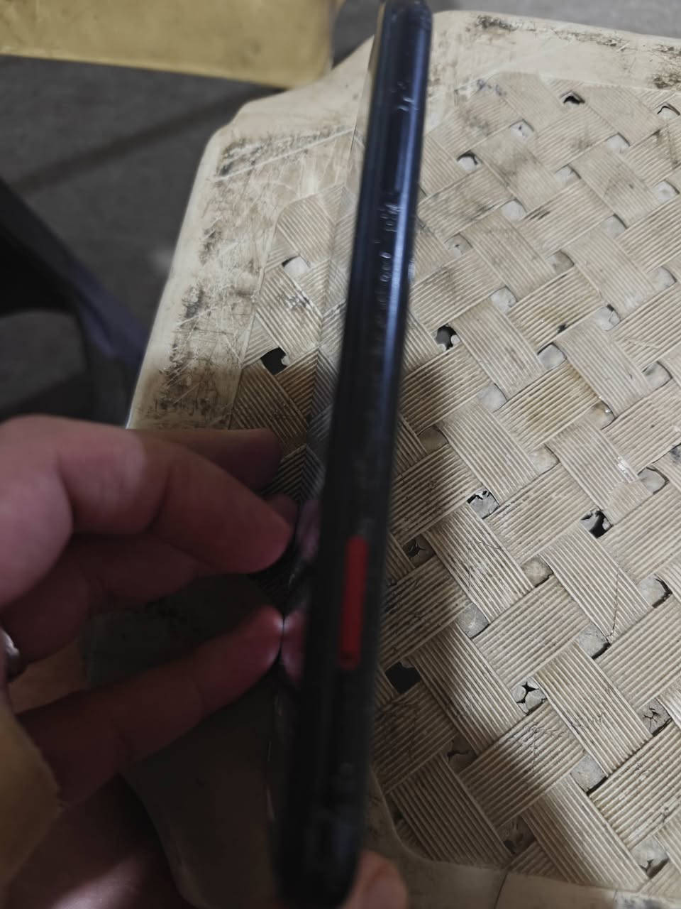 السلام عليكم
ايفون XR مبدل بطاريه والخط عطلان
داكره 128
سعره 100 بي مجال حك الجيه
مكان النجف حي النداء


**إذا كنت صاحب هذا الإعلان وتريد حذفه لأي سبب، رجاءا أرسل رسالة إلى الدعم الفني**