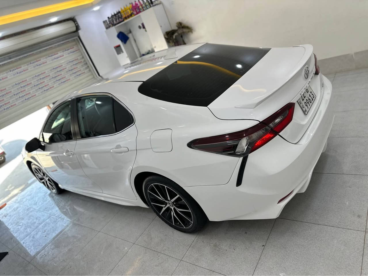 TOYOTA CAMRY 2022 SE 
سەیارەکە دوو چەملاخ پشتەوە بۆیاخ سندوق بە بیلاد گۆراوە بێ ناوگرتن بی ئیرباگ پیش کەپس هەمووو گیان بە شەرت گیرو مەکینە کارەبای بەشەرت رەقم شانسیم داناوە نرخ ١٩٠$ مەجال 
***********
***********
Whass app رانية, السليمانية
