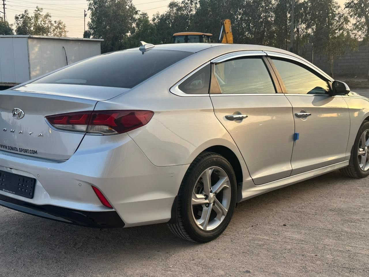 السلام عليكم 
سوناتا 2022 غاز فقط LPI وارد كوري 
ماشيه 72 الف
سياره جديده معنى الكلمة
رقم فحص مؤقت بعدها 
سياره فول مواصفات عده الفتحه 
تحكم فول ستيرن 
كشنات تدفئه تبريد
حساسات رادار نقط عمياء
من تتقرب على سياره تنبهك 
مري شفط 
هاند بريك اوتو 
سايد بريك كهربائي
شاشه ذكيه 
لد نهاري 
لايت زينون 
سياره تخم تاير 
حداديه بلاديه جديده 
سياره بعد احلى من صور كلش حلوه 
سعر 168 يعني شده 68 ورقه 
مكان سياره البصره 
للاستفسار اكثر اتصل 
***********
