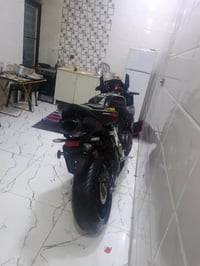 Cbr 1000rr 2007 دراجه هاون  كزوز كاربون فايبر  دراجه نقصها باتري ضعيف ...