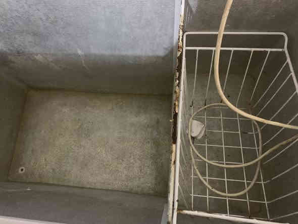 مجمده للبيع تريد تعال خاص او اتصل عليه ***********
