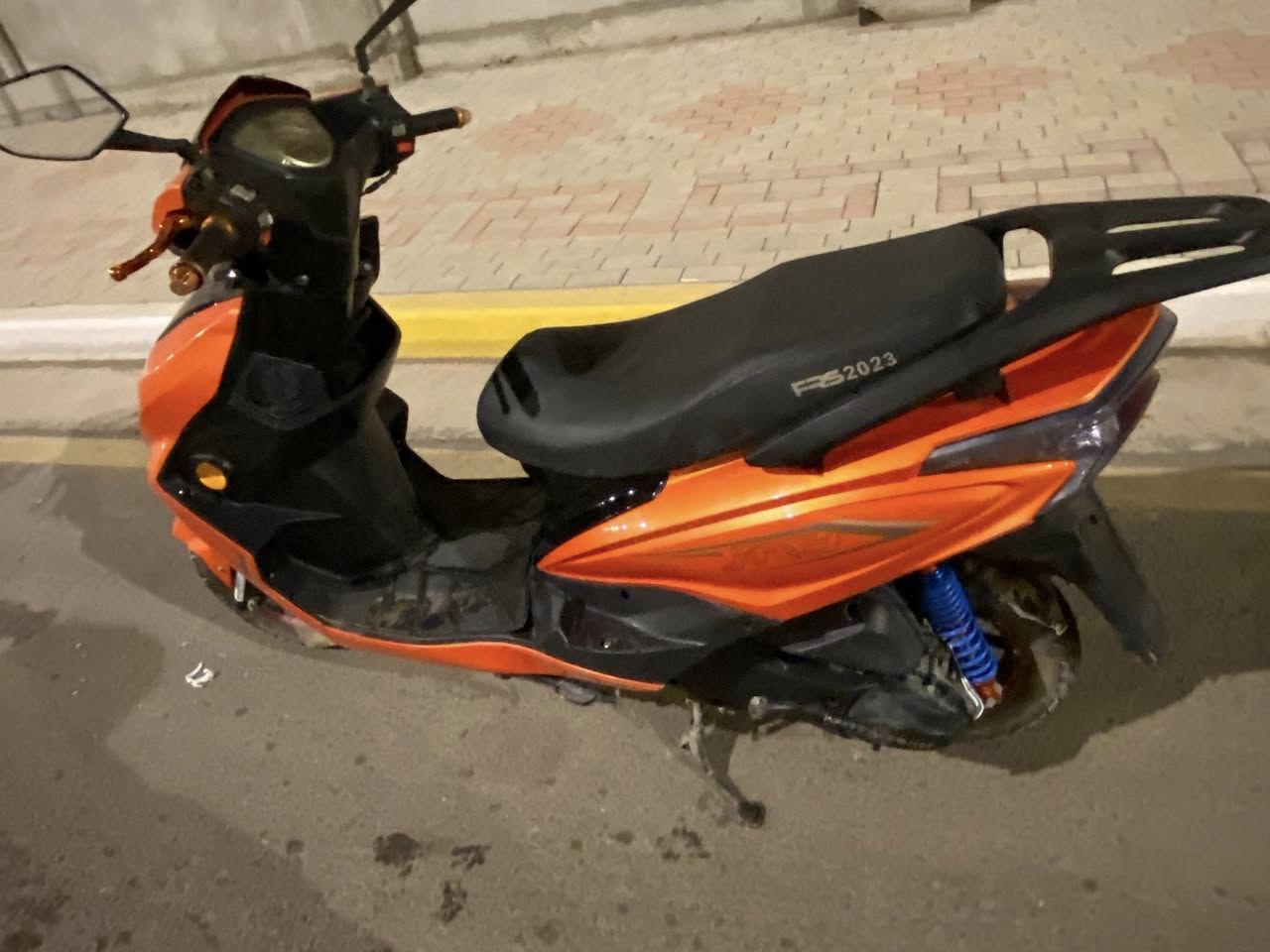 دراجة سكنس باندا صارلهة كم شهر من نازلة من المعرض مكينة ما مفتوحة ولا شخط بيهة نضافة ١٠٠ بل ١٠٠ نكرة سلف العنوان كربلاء حي الحسين سعر 550 الف الرقم ***********
