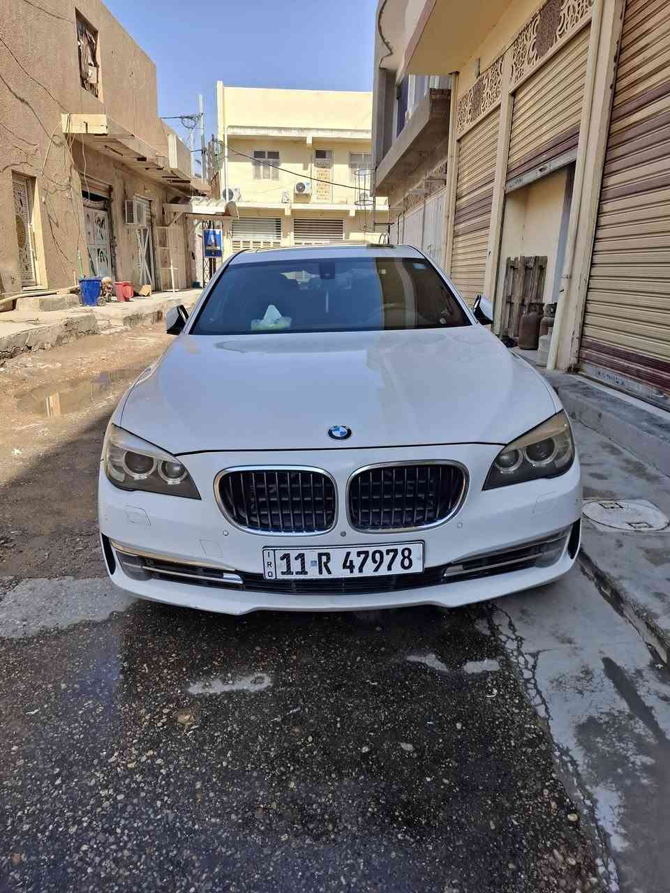 بي ام f02موديل 2013 حجم المحرك ٦ سلندر 740iتوين توربو N55وارد امريكي كلين بدون صبغ بدون ضربه فقط دعاميه خلفي صبغ فول مواصفات جاهزه من كل شي بأسمي السعر ٢١٠ بيه مجال بسيط مكانه ديوانيه***********
