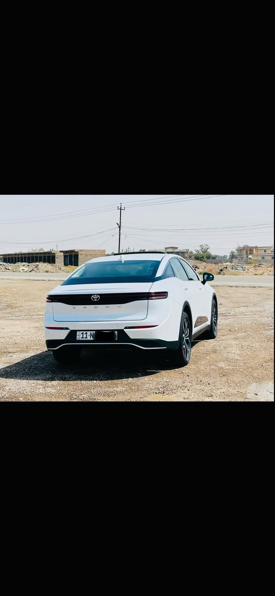 سلام عليكم 
كراون موديل 2025 
ماشيه شي قليل 
 فتحه سقف 
رادار امامي خلفي وجانبي 
وحساسات 360 
وخمس كامرات 
وشحن لاسلكي 
الكشنات الوره كهرباء 
وبرده كهرباء 
وخزن ميموري
وكشنات تدفئة تبريد
لايت 5 عدسات
مرقم بغداد بسمي تحويل مباشر 
ساز ام الضمان 
العنوان بغداد تقاطع نهروان بنفس التقاطع 

‭0785 205 8090‬
