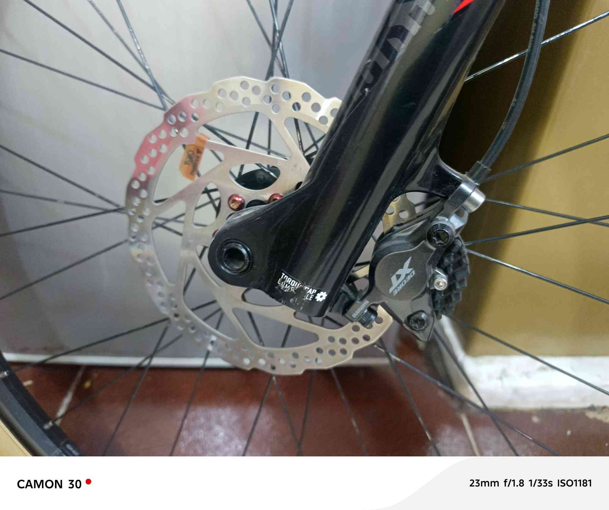 السلام عليكم 
دراجه نوع 
كانون دل
حجم 29 لارج
معدن المنيوم
سيت كروب سرام اس اكس

12+1

بريك ديور اكس تي
دبل قفل فتح تحكم
بوري سرج دبل 
الدراجه نضافه 100/100
السعر 12ورقه 
العنوان بصرة قبله
هاتف 
***********
***********
