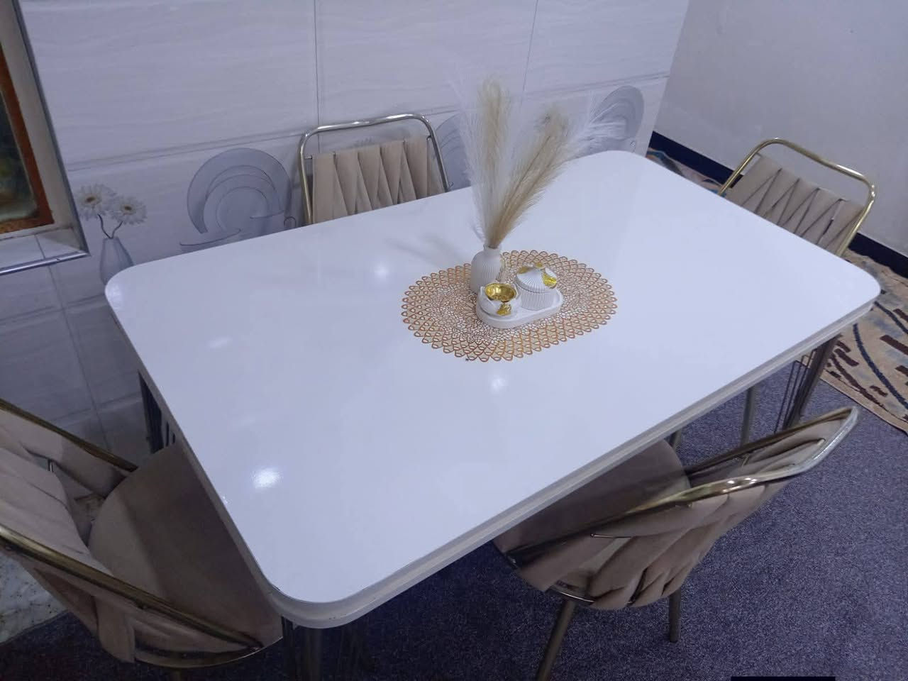 السلام عليكم ميز طعام للبيع نضيف كلش سعره 1
150ألف وبيه مجال ألعنوان الكمالية شارع الجامع الفرع مال صيدلية هلال الخير رقم الهاتف ***********
