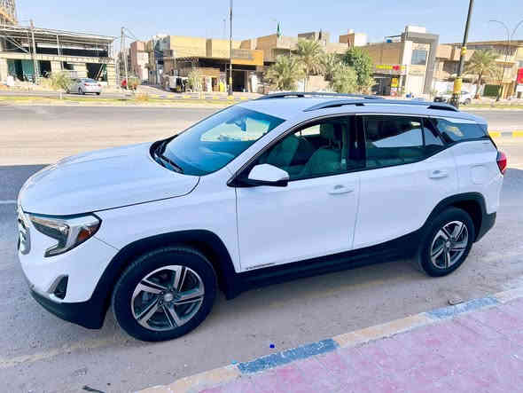 GMC terrain SLT 2020
جمسي تيران ابيض 20 مواصفات  اس ال تي
تشغيل عن بعد وبصمه اربع ابواب
كراسي جلد رصاصي كهرباء خزن ميموري هيتر
رادار  تحكم ستيرن مثبت سرعه
صندوق كهرباء وينفتح ع القدم
لايت ليد امامي خلفي
مري وسطيه وجانبيه تعتيم تلقائي مري قلاب
فور ويل  AWD  
مكينه 1500 تيربو
 ماشيه قليل 44 كيلو 
السياره استعمال شخصي مامتعوبه
كير 9نمر
 رقم نجف بسمي
الضرر جاملغ وبنيد  
السعر 167
***********
