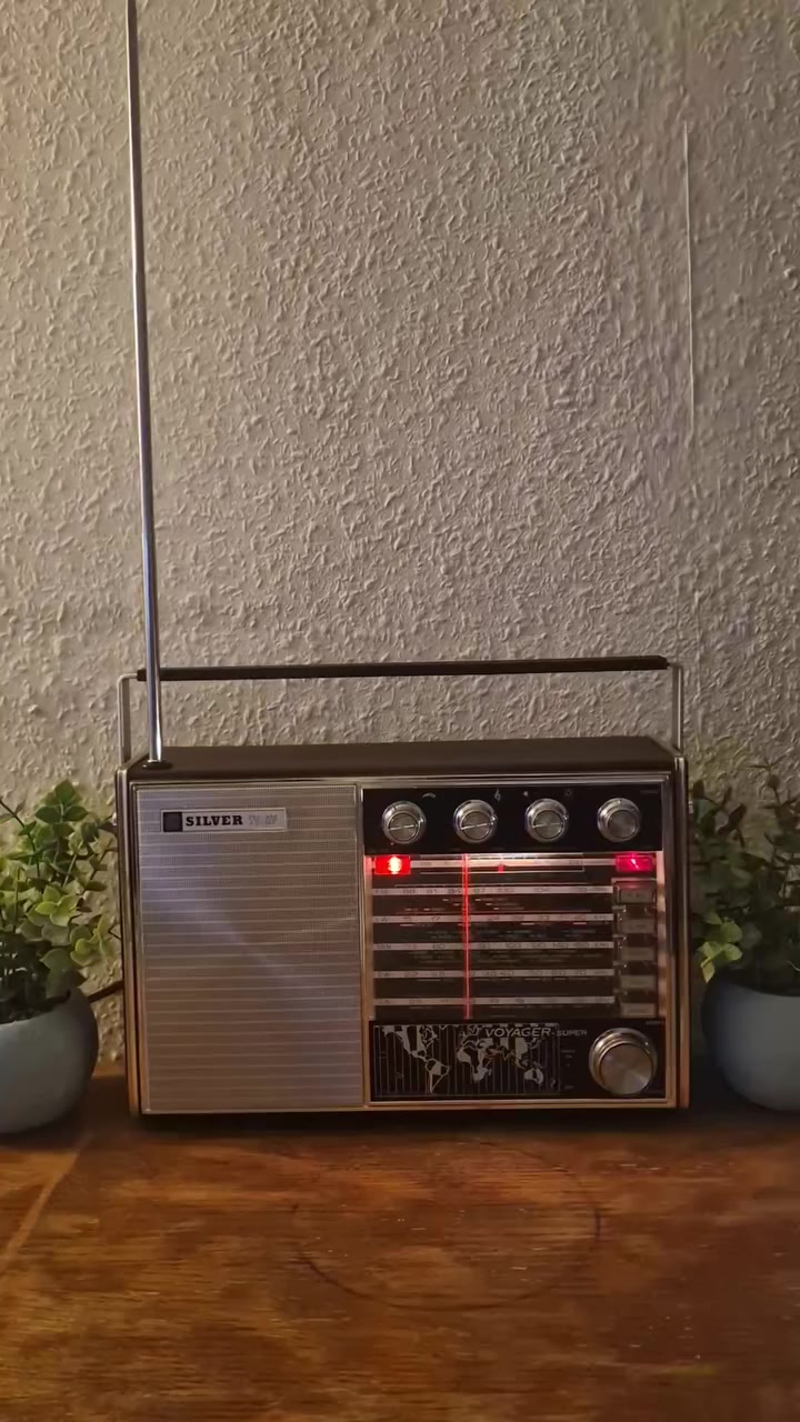 السلام عليكم ،، اصنع بنفسك السعادة واستمتع مع الراديو اجمل اللحظات 🥰🕯
@الجميع


**إذا كنت صاحب هذا الإعلان وتريد حذفه لأي سبب، رجاءا أرسل رسالة إلى الدعم الفني**