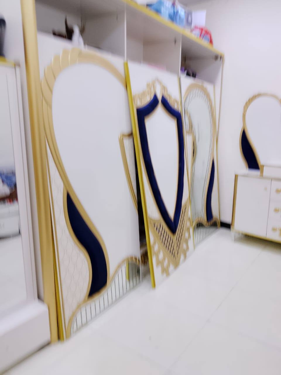 💢غرفة نوم للبيع💢 ٩ قطع سكن جزيرة سعر ٣٧٥ الف رقم التواصل ***********
