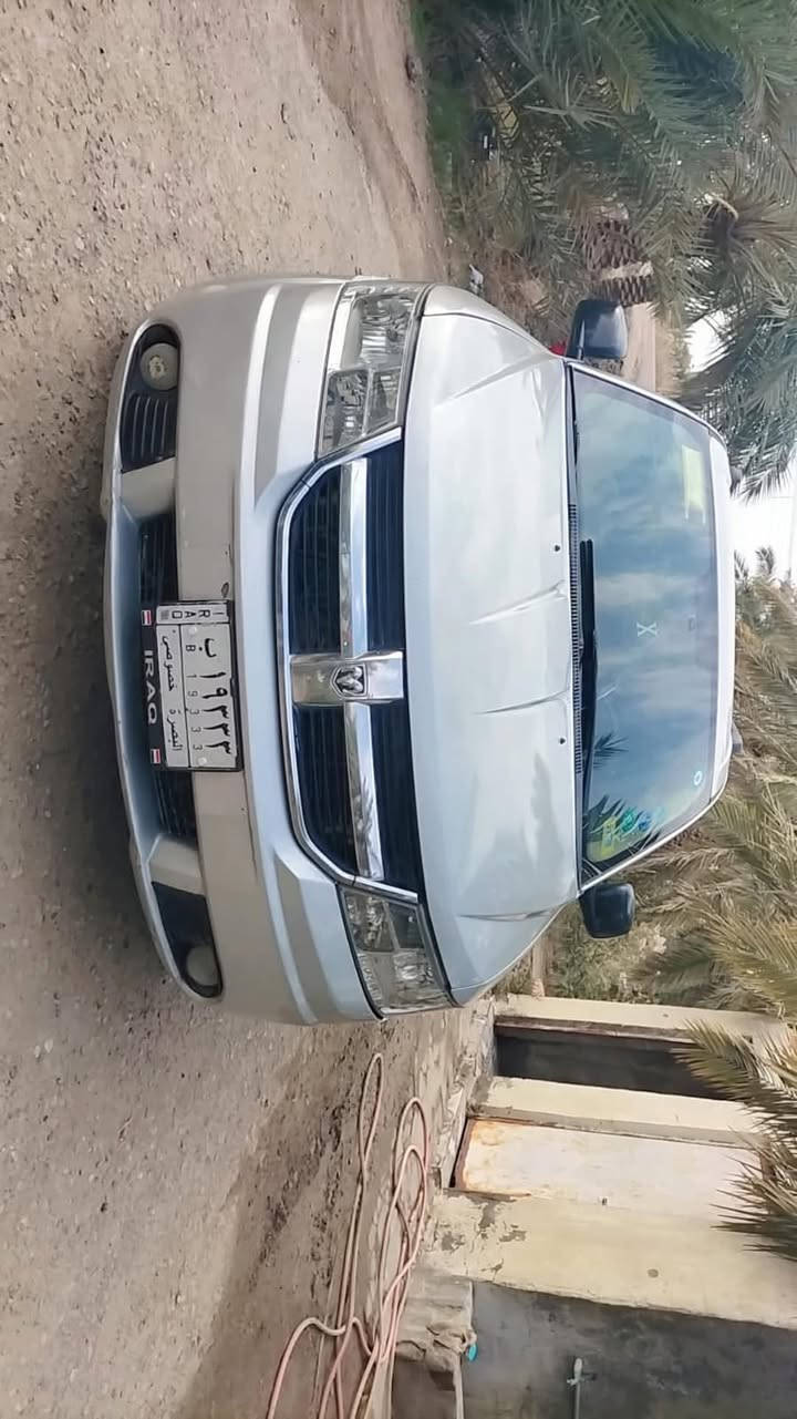 جورني 2009
رقم بصره سنويه لل 27 
محرك ٦ سلندر ٧ راكب 
مصبوغه حزام وبيها سونار 
السعر 80 وبيها مجال 
مكانها البصره قضاء المدينه لا ستفسار 
***********
***********
