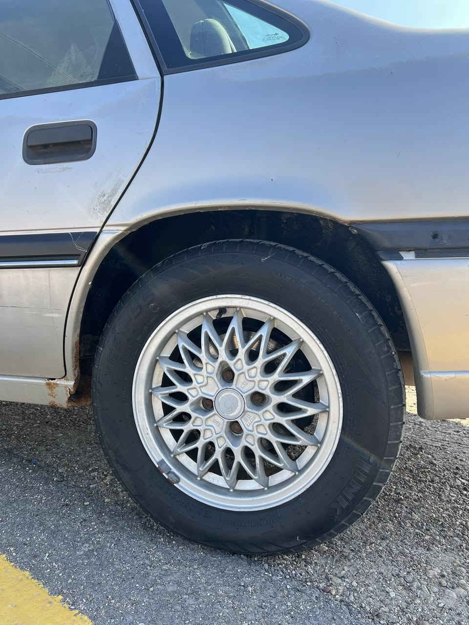 سلام عليكم البيع اوبل فكترا موديل1993فول مواصفات عدا تبريد سياره جديده وضع شركه شرط كير محرك مكفولات محرك 2000المرغوب تخم تاير جديد السعر 38بيه مجال شي بسيط جدا 
العنوان الانبار الخالديه
رقم الهاتف ***********
