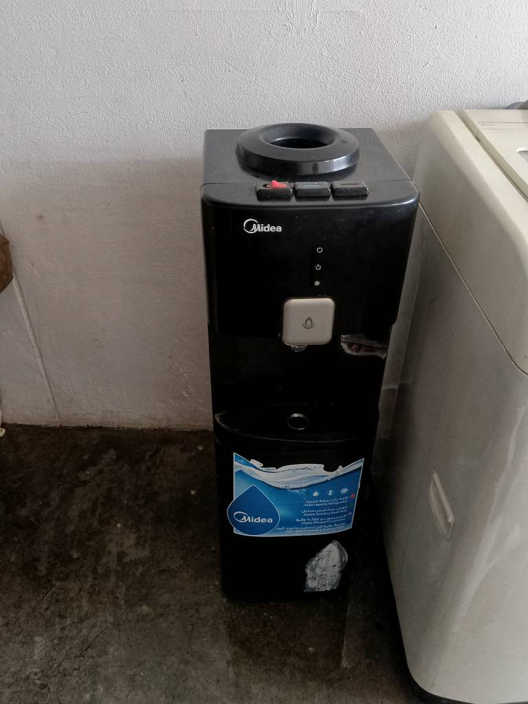 غراض بيت للبيع برادشرط ميز طعام ثلاجه 20قدم غساله شرط مجمده 16قدم مستعمل شهرين شراي يدخل خاص اويتصل مكاني كركوك يوجد لدينا توصيل *********** كركوك, العراق
