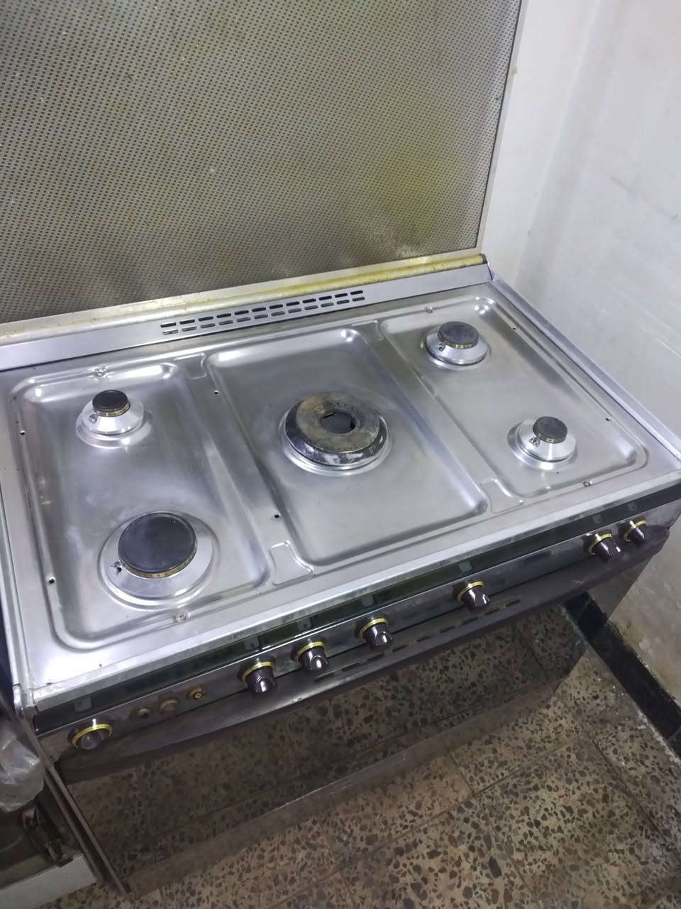 الدوره حي الميكانيك مجاور كنيسه السوك ***********
