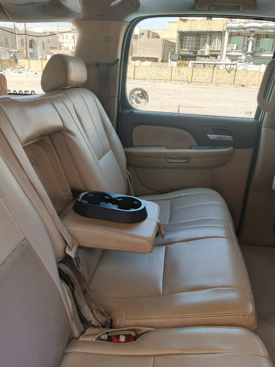 سلام عليكم شوفرليت سبرمان للبيع مديل2009 اصل ابيض مكفول فقط الشخط بلجاملغ الايمن مكان السياره سماوه رميثه السعر150 وبيها مجال رقم التليفون ‏‪***********‬‏
