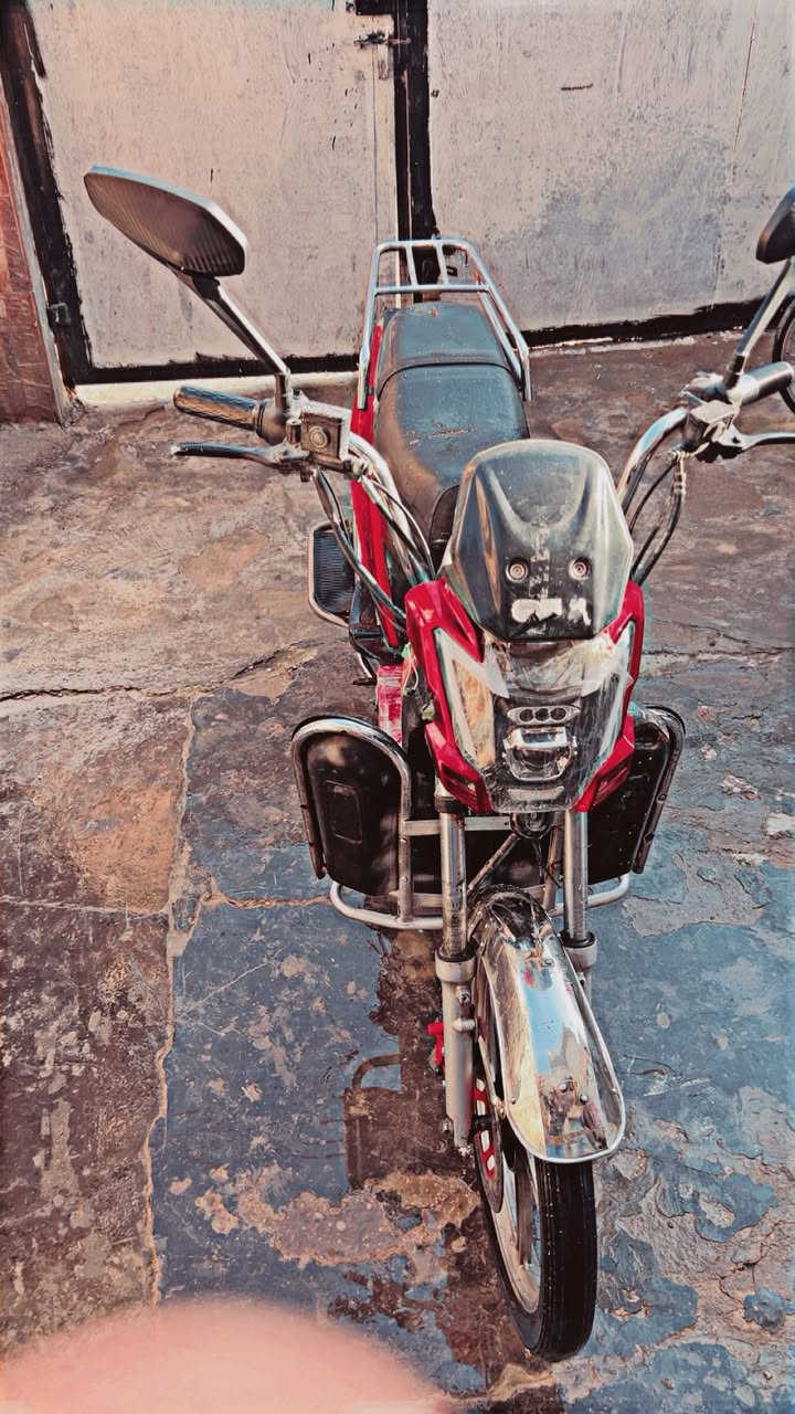 مطار للبيع مقفول البطاريات مالها مقفولة السعر 350 وبي مجال. ***********. وهذا واتساب***********
