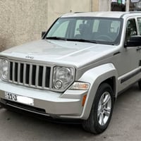 جيب لبرتي موديل ٢٠٠٨ محرك ٣٧٠٠ رقم بغداد الدولي الجديد باسمي هزه و سنو...