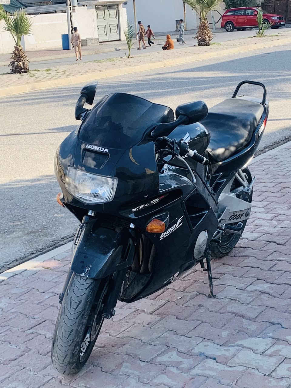 السلام عليكم
F2_600

محرك كبس شرط برغي ممفتوح 

كهربائيات كلشي شغال

أوراق فقط مكاتبه

مكان كركوك

السعر 15$

وبيها مجال كلش قليل 

***********
