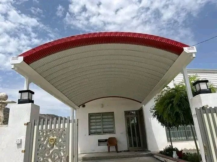 ورشه حداده بلال  بالاعمال الحداده تشمل جميع اصناف الحداده ومنها الابواب والشبابيك والسقايف الحديثه والقديمه ومنها كيا سبان  واضافه الى العمل منها الساندويتش البنل والكرفانات تشمل جميع الاعمال الحره  باداره بلال الحداد 
***********
***********
يوجد لدينا حداد متنقله دخل سامراء
