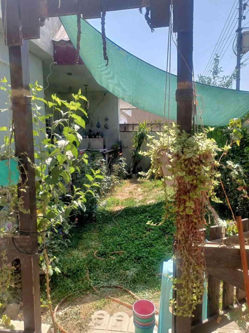 💠منزل فارغ للبيع  في مجمع ايندا 1 💠 
💠مساحة 216م
💠طابق واحد يتكون من👇🏻
♦️استقبال
♦️مطبخ مفتوح على الصالة الداخلية 
♦️حمام و تواليت
♦️غرفتين نوم
💠كراج
♦️حديقة جميلة
🔸كهرباء 24 ساعة

💠 السعر 7 دفاتر ونص قابل للتفاوض 💠 

💠 ملاحظة: البيت مطلوب اقساط 13 مليون للشركة 💠 
        

لمعرفة معلومات اكثر الاتصال على الارقام📲
***********_***********
