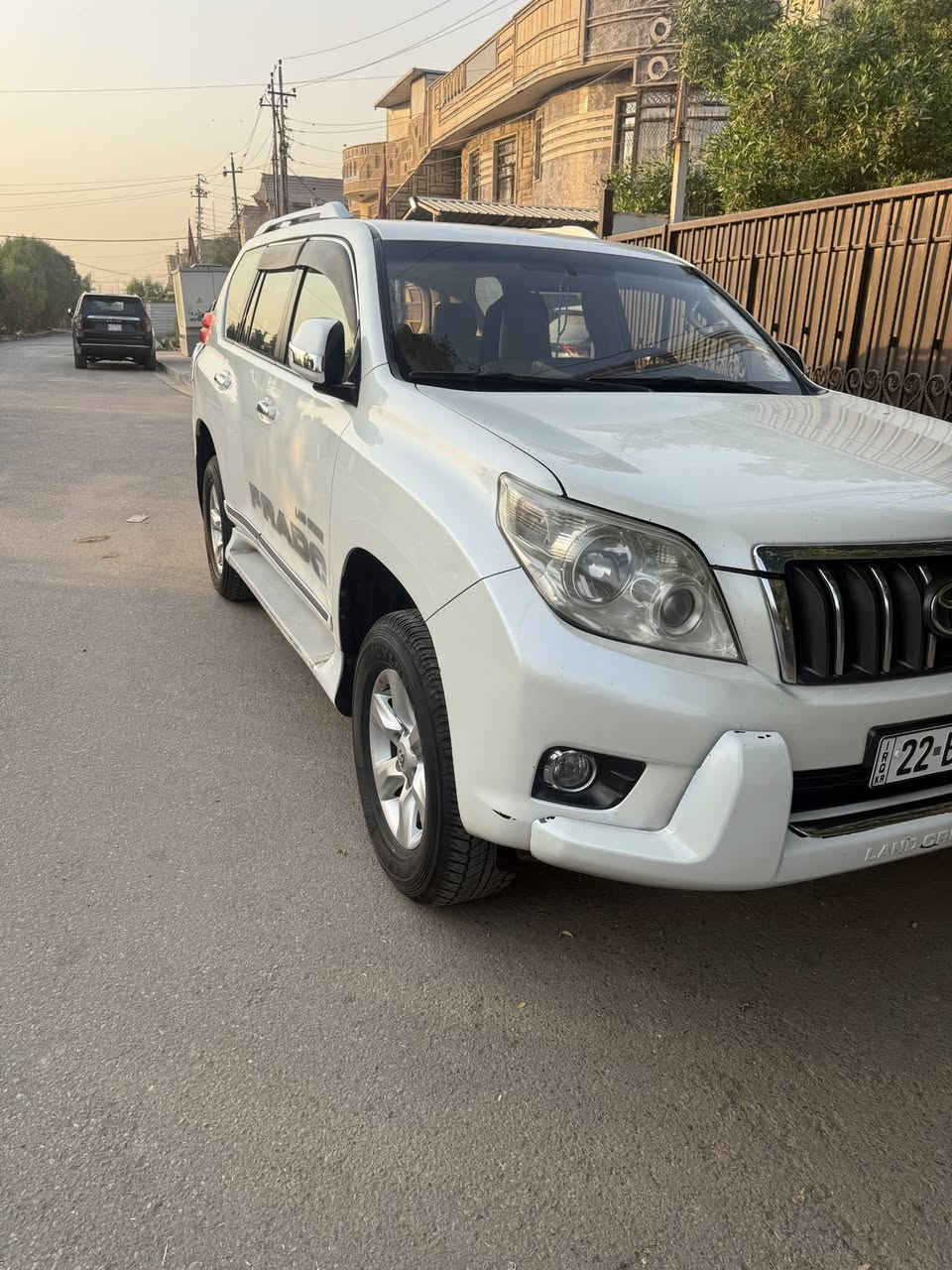 برادو موديل 2011. محرك 4 سلندر سياره رقمها اربيل باسمي ما جناي سعرها 225 وبيه مجال (***********)
