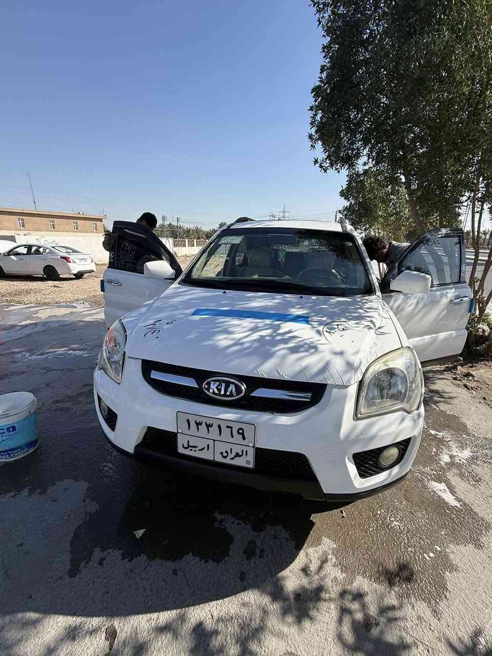 سبورتج مديل ١٠ مصبوغه عام
بيه ضربهً. بلباب 
خيط بخار  بدايه
تبريد شغال 
حداديه 
تاب 
غرفه كله جديدهً. 
مكانه سياره نجفً. 
***********
