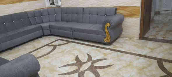 ديوان عراقي ٩ أمتار زاويه وحده السعر ٢٥٠
