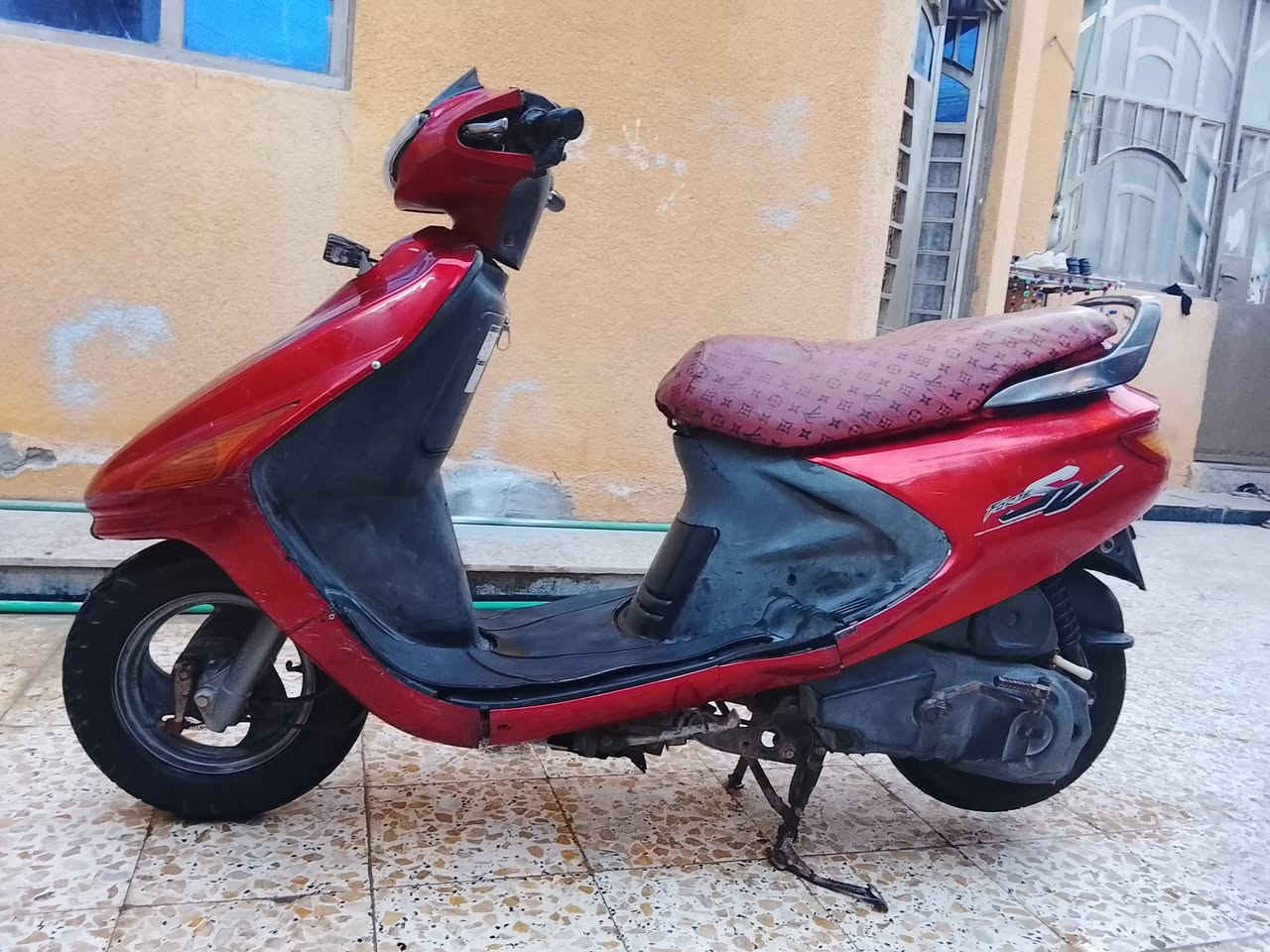 السلام عليكم دراجه فراشه فحل بلاد للبيع الدراجه كامله مانقصه شي كهربائية كلها شغاله مكينته خرسه الدراجه تايرات جدد دبلات جدد الدراجه ب المشي لاسولف طيرر العنوان قضاء المدينه السعر 350 وبيه مجال للطيبين


**إذا كنت صاحب هذا الإعلان وتريد حذفه لأي سبب، رجاءا أرسل رسالة إلى الدعم الفني**