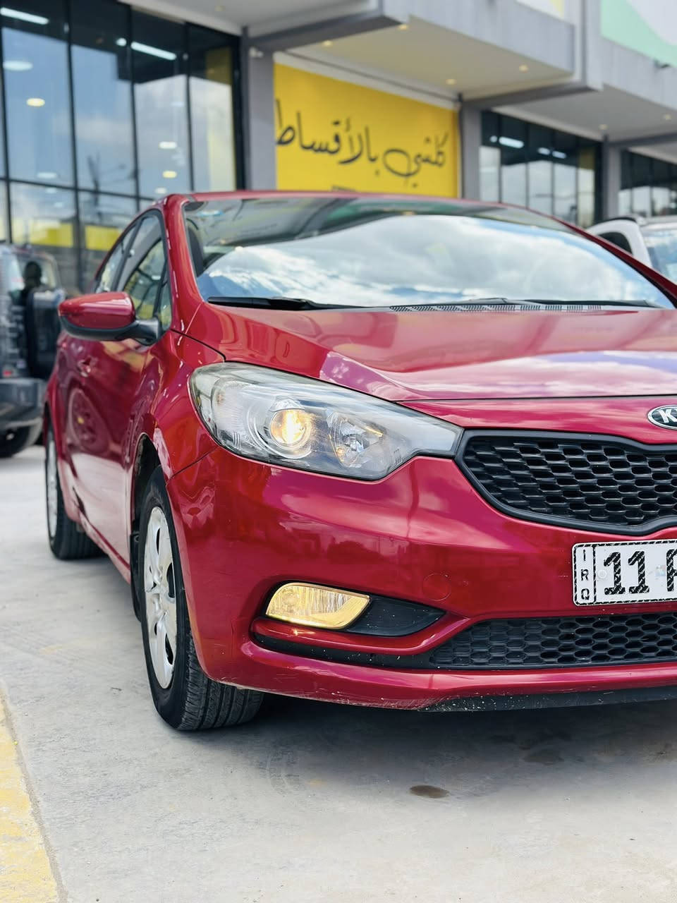 السلام عليكم
سيراتو ٢٠١٦ خليجي 
محرك ١٦٠٠ دوش المرغوب 
كير AT المرغوب
شاشة ابل كار بلي 
كامرة خلفية 
حساس خلفي
عداد المسافة ٥٤ الف كيلو متر 
السيارة هزه وسنوية ورقم جدد ( مالك واحد) 
السيارة بدون قطرة صبغ
بيهة مكانين بارد صغار موضح بلسونار 
مكان السيارة البياع 
السعر ١٢٧ ورقه 
بيهة مجال بسيط 
***********
