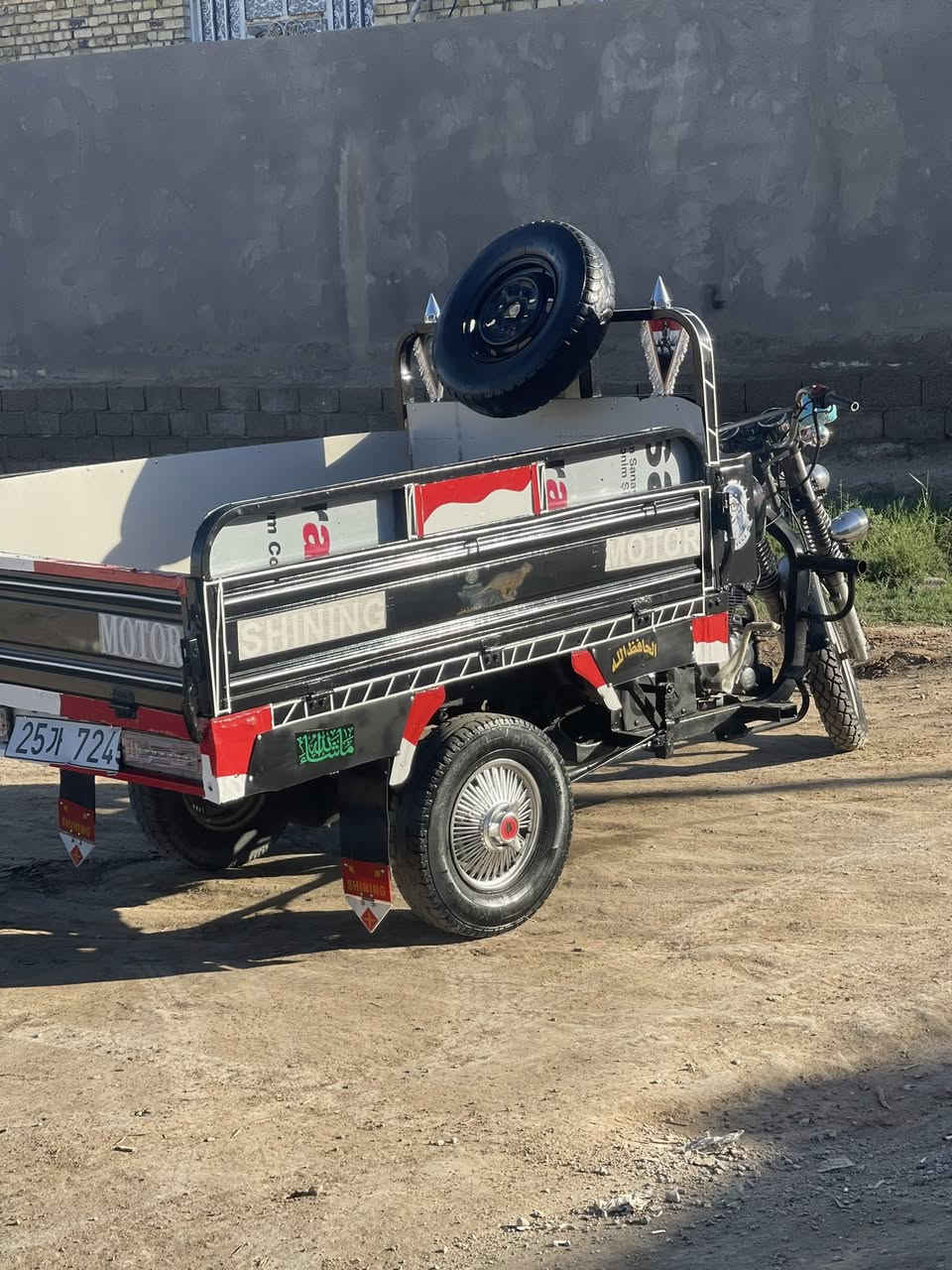 السلام عليكم
ستوته جمره 

مديل 2019

تخم تايرات جديد

محرك جديد

سلف هندر 

شاير 

كهربائيات كله جديد

ستوته مال جناي 

سبير 

وياهه 

وراق صوليه 

مكاني ناصريه قضاء الرفاعي 

نتصل وبلخدمه 

***********
