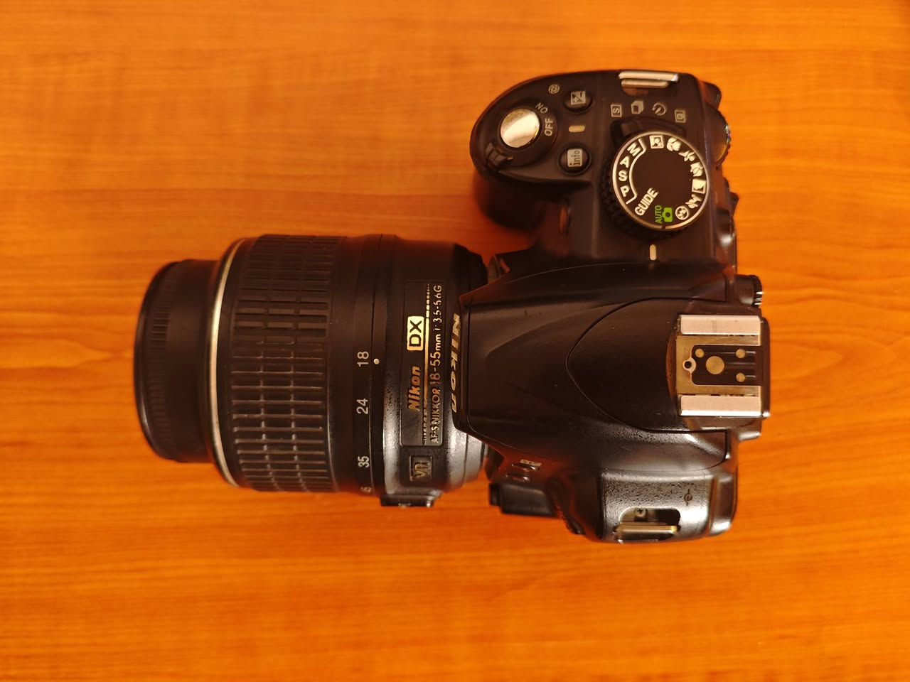 للبيع كامره نيكون D3100
المشكله الي بي يطلع بل شاشه هيج معرف اش بي مثل ما موضح بل فيديو اني ابيعه فحم 
كامل ملحقات 
ادفع سعر بما يرضي الله واعتقد تصليحه سهل


**إذا كنت صاحب هذا الإعلان وتريد حذفه لأي سبب، رجاءا أرسل رسالة إلى الدعم الفني**