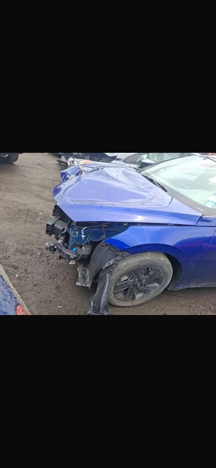 🚗 للبيع: هيونداي النترا 2023
📍 مكان السيارة: بغداد – السيدية

📞 للتواصل: ***********

💰 السعر: 135 ورقة – قابل للتفاوض

📊 المسافة المقطوعة:20000 مايل

🛠️ المحرك: 4 سلندر – 2000cc DOHC

⚙️ المواصفات:

• فتحة سقف

• بصمة تشغيل

• تشغيل عن بعد

• لد أمامي ولد خلفي

• 3 أنظمة قيادة

• شاشة كبيرة

• كاميرا خلفية

• رادارات

• حساسات

⚠️ أضرار السيارة:

• وارد أمريكي

• تبديل البنيد

• صبغ الجاملغ

طخة بل دواسه

ورصعة بل جاملغ 

• صور الحادث مرفقة مع الصور

• صورة السونار مرفقة مع الصور

📌 تفاصيل إضافية:

• رقم السيارة: بغداد الدولي الجديد

• باسم المالك تحويل مباشر

• لون السيارة: ازرق حبري

